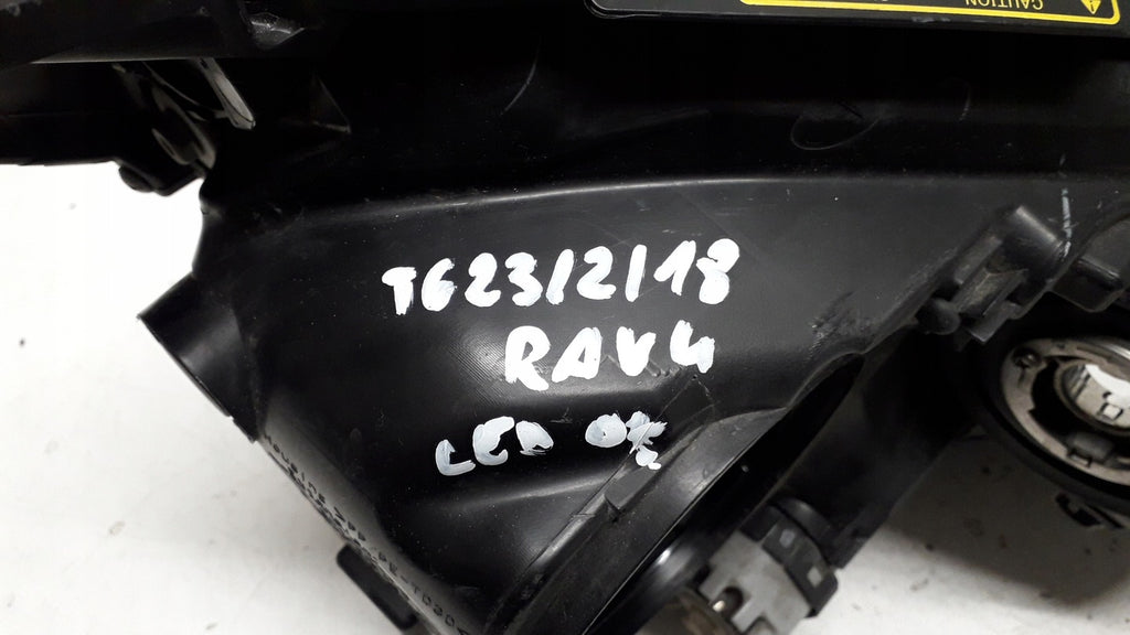 Frontscheinwerfer Toyota 4 LED Links Scheinwerfer Headlight