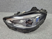 Laden Sie das Bild in den Galerie-Viewer, Frontscheinwerfer Mercedes-Benz W206 A2069062903 LED Links Headlight SCH7716232853fl