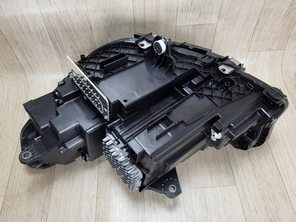 Frontscheinwerfer BMW X1 5A9A228-01 LED Ein Stück (Rechts oder Links) Headlight SCH7220663844vi