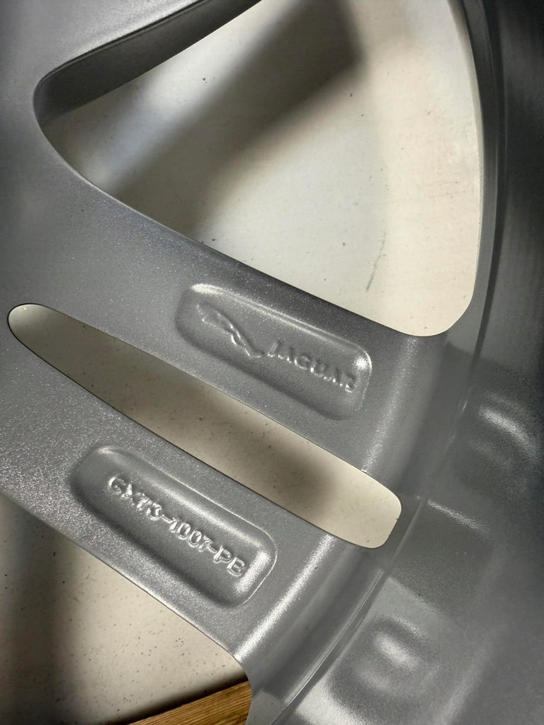 1x Alufelge 19 Zoll 8.5" 5x108 55ET Glanz Silber GX73-1007-PB Jaguar Xe X760 FEL4408884650mj