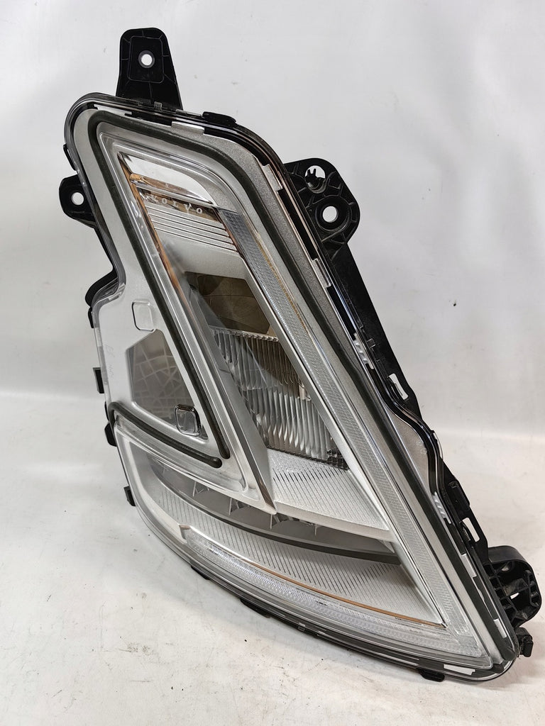 Frontscheinwerfer Volvo 23920310 Rechts Scheinwerfer Headlight SCH6018190708cg