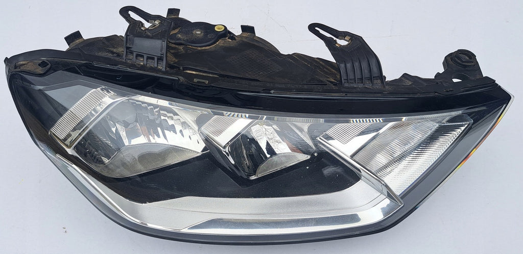 Frontscheinwerfer Audi A1 82A941004 Rechts Scheinwerfer Headlight SCH2354693316ua