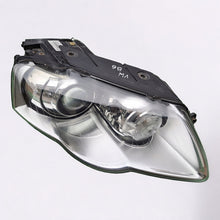 Laden Sie das Bild in den Galerie-Viewer, Frontscheinwerfer VW Passat 3C0941754G Xenon Rechts Scheinwerfer Headlight