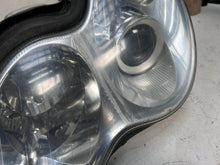Laden Sie das Bild in den Galerie-Viewer, Frontscheinwerfer Mercedes-Benz W203 A2038203761 Xenon Ein Satz Headlight SCH5381115085fq