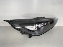 Laden Sie das Bild in den Galerie-Viewer, Frontscheinwerfer Hyundai I30 III 92102-G4130 LED Rechts Scheinwerfer Headlight