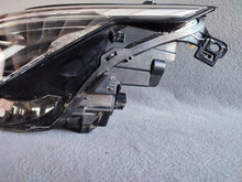 Load image into Gallery viewer, Frontscheinwerfer VW Golf VIII 5H1941005B 90150890 Full LED Links Headlight SCH9815255560ak