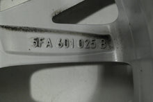 Load image into Gallery viewer, 1x Alufelge 17 Zoll 7.5" 5x112 46ET Glanz 5FA601025B Seat Leon Rim Wheel FEL6659284912dm