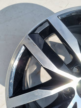 Load image into Gallery viewer, 1x Alufelge 17 Zoll 7.0" 5x112 49ET 5G0601025 VW Golf Vii Rim Wheel FEL8092166190mn
