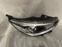 Load image into Gallery viewer, Frontscheinwerfer Kia Rio LED Rechts Scheinwerfer Headlight SCH8111015569jr