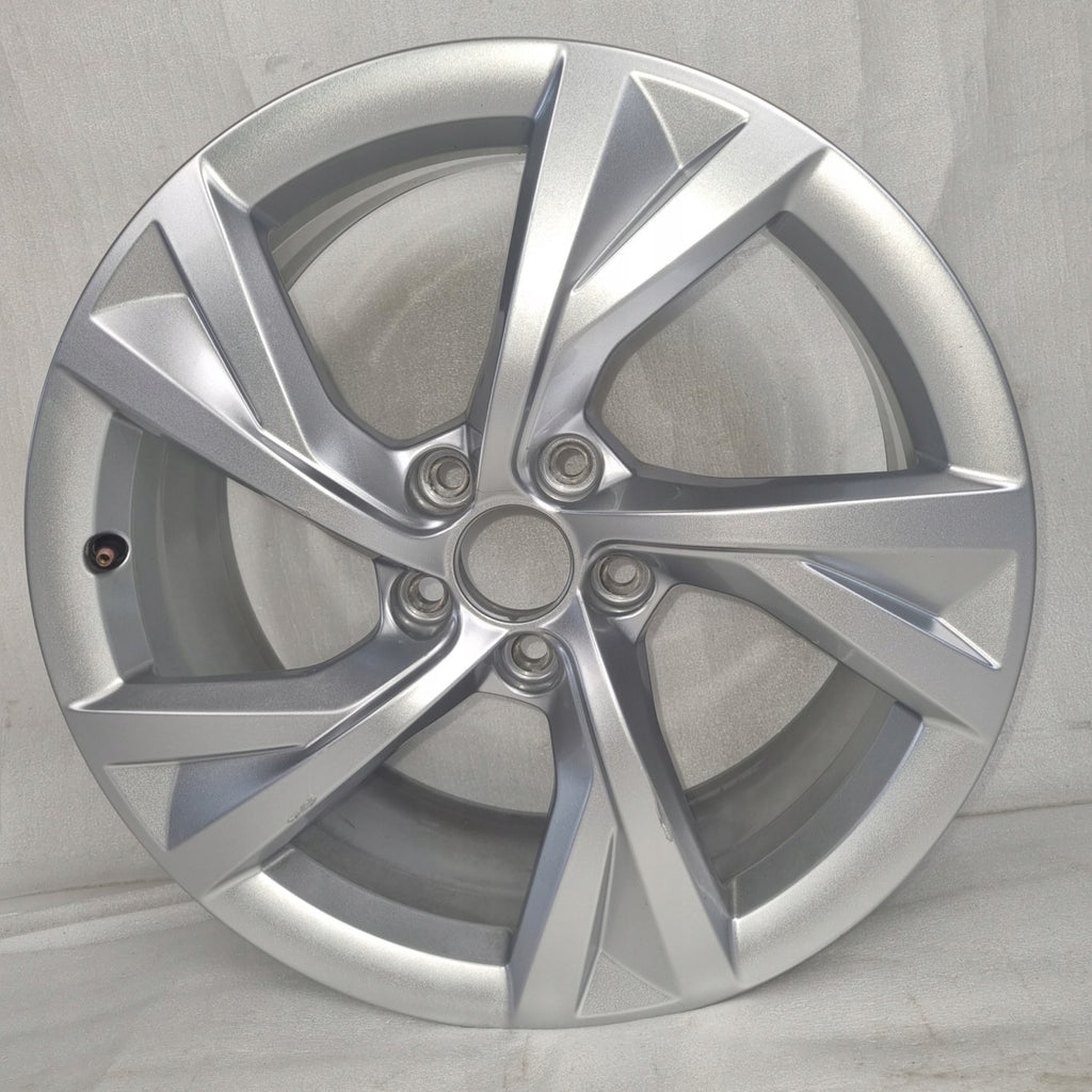 1x Alufelge 18 Zoll 8.0" 5x112 40ET 8W0601025EJ Audi A5 Rim Wheel FEL4049028635ur