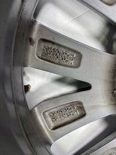 Load image into Gallery viewer, 1x Alufelge 17 Zoll 7.0" 5x112 2GA601025P VW T-Roc I Rim Wheel FEL6052553085dv