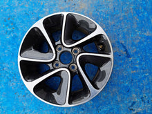 Laden Sie das Bild in den Galerie-Viewer, 1x Alufelge 14 Zoll 5.5&quot; 4x100 47ET Hyundai Rim Wheel