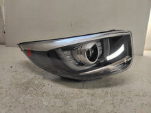 Load image into Gallery viewer, Frontscheinwerfer Kia Picanto 17-92102-G63 Rechts Scheinwerfer Headlight SCH3395552080cc