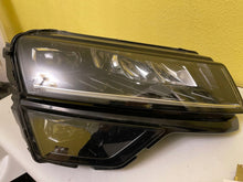 Laden Sie das Bild in den Galerie-Viewer, Frontscheinwerfer Skoda Karoq 57B941016D Rechts Scheinwerfer Headlight SCH4064164062sw