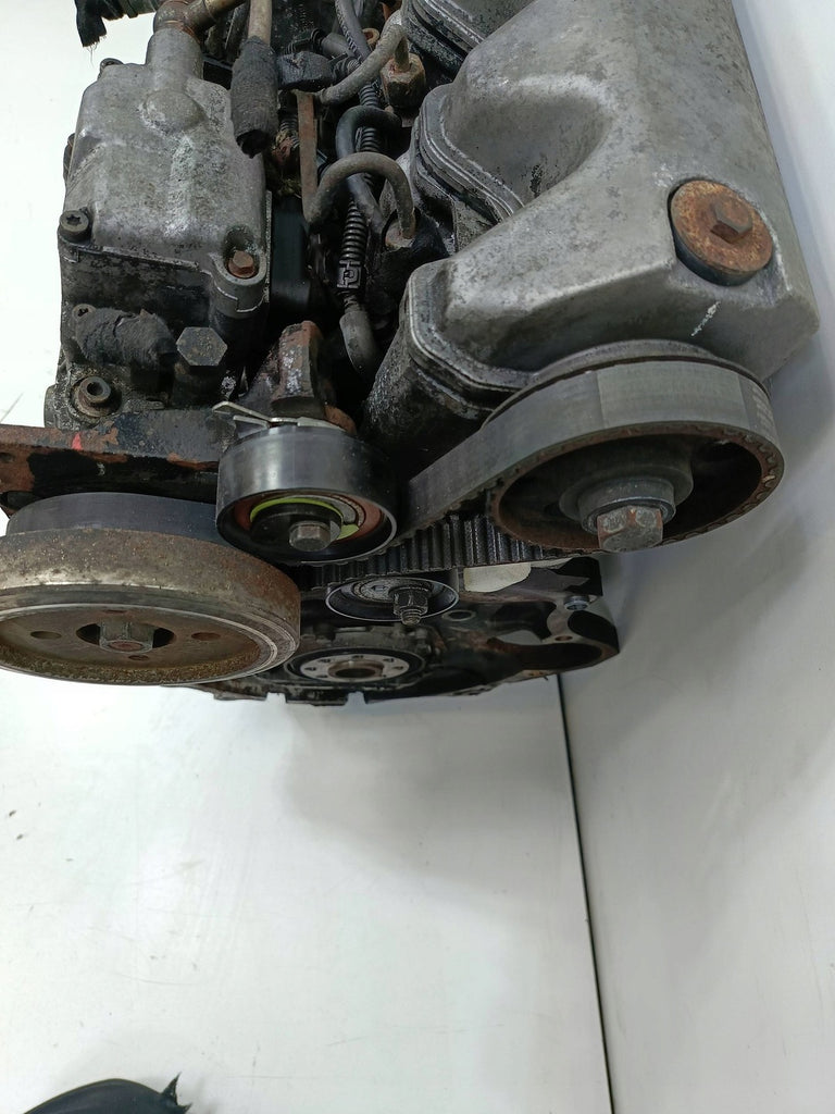 Motor VW Transporter 9833 2.5 TDI 88PS 65kW 2003 Diesel Engine Komplett