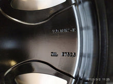 Load image into Gallery viewer, 1x Alufelge 18 Zoll 9.0&quot; 5x112 52,5ET A2134015300 Mercedes-Benz W213 Rim Wheel