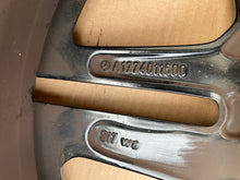 Load image into Gallery viewer, 1x Alufelge 18 Zoll 7.5" 5x112 49ET A1774011500 Mercedes-Benz W177 Rim Wheel FEL9008248250rm
