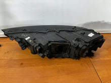 Load image into Gallery viewer, Frontscheinwerfer Audi Q7 4M0941034 LED Rechts Scheinwerfer Headlight SCH7768770210uf