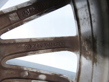 Laden Sie das Bild in den Galerie-Viewer, 1x Alufelge 17 Zoll 7.0" 5x112 51ET Glanz Silber A1774014900 Mercedes-Benz W447 FEL3293226198yr