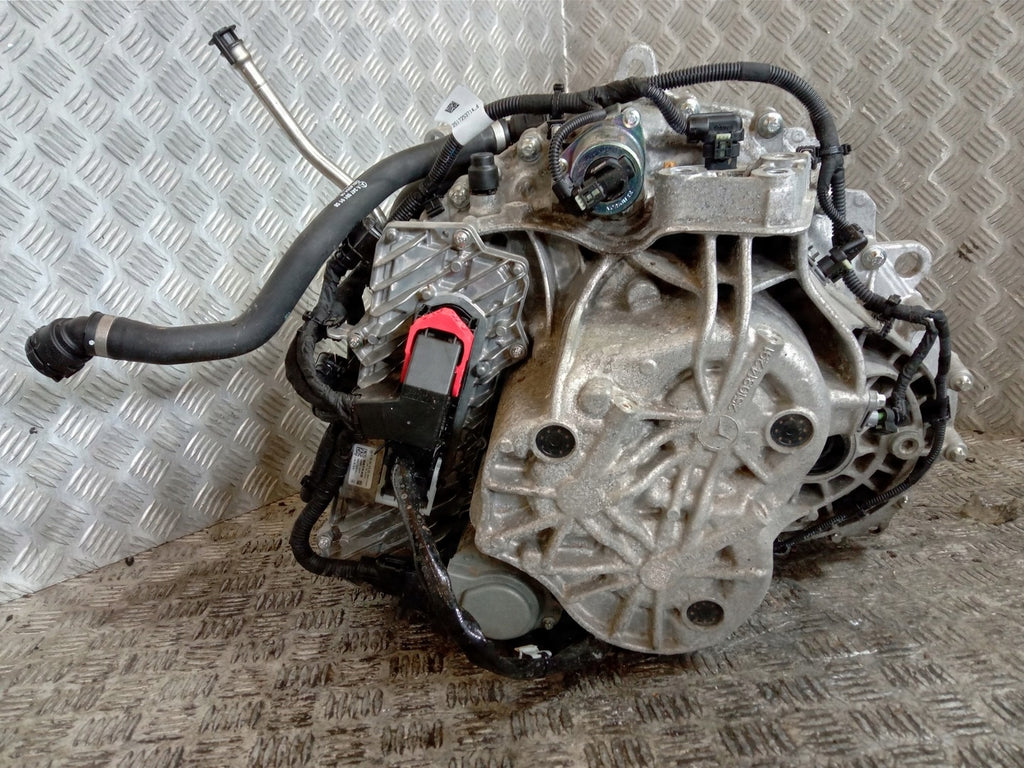 Getriebe Mercedes-Benz Cla K7B300 7003702700 700423 Automatikgetriebe