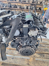 Laden Sie das Bild in den Galerie-Viewer, Motor Peugeot 3008 5F02 1.6 THP 155PS 156TKm Benzin Engine Unkomplett