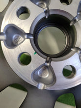 Laden Sie das Bild in den Galerie-Viewer, 1x Alufelge 18 Zoll 7.0&quot; 5x114.3 4250D744 Mitsubishi Outlander Rim Wheel