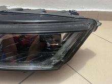 Laden Sie das Bild in den Galerie-Viewer, Frontscheinwerfer Skoda Octavia IV 5E4941015A LED Links Scheinwerfer Headlight SCH2829612370es