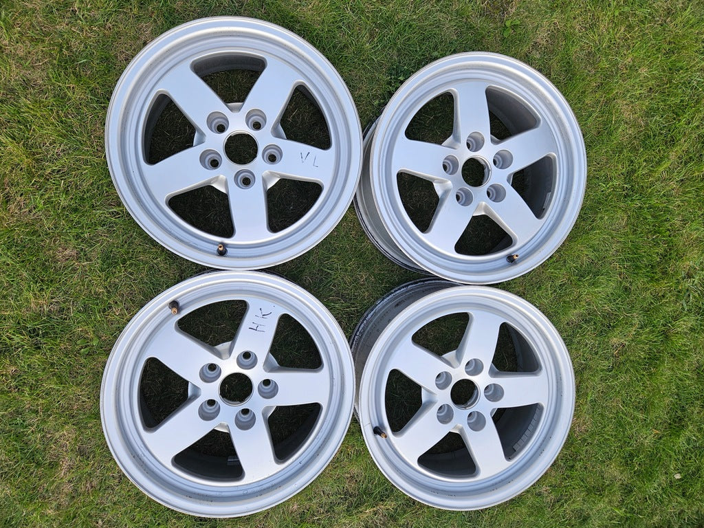 4x Alufelge 16 Zoll 7.0" 5x112 35ET Glanz Silber 8W0601025 Audi A4 B9 Rim Wheel FEL8331477390ju
