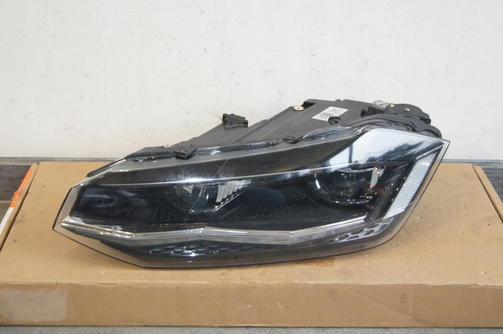 Frontscheinwerfer VW Polo 2G1941035B Links Scheinwerfer Headlight SCH8517514792od