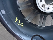 Laden Sie das Bild in den Galerie-Viewer, 1x Alufelge 18 Zoll 8.0" 5x120 47ET Glanz Silber BMW 1 Rim Wheel FEL1388648854vf