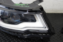 Laden Sie das Bild in den Galerie-Viewer, Frontscheinwerfer Jeep Compass P55112717AF Ein Satz Scheinwerfer Headlight SCH8586197411oj
