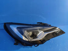 Load image into Gallery viewer, Frontscheinwerfer Opel Astra 39111150 Full LED Rechts Scheinwerfer Headlight SCH9376429400tc