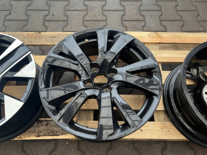 1x Alufelge 17 Zoll 9678398277 Peugeot 2008 I Rim Wheel FEL1536687412ig