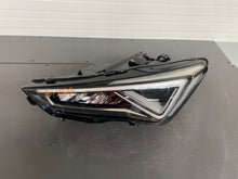 Laden Sie das Bild in den Galerie-Viewer, Frontscheinwerfer Seat Tarraco 5FJ941007F Links Scheinwerfer Headlight SCH1513956791jg