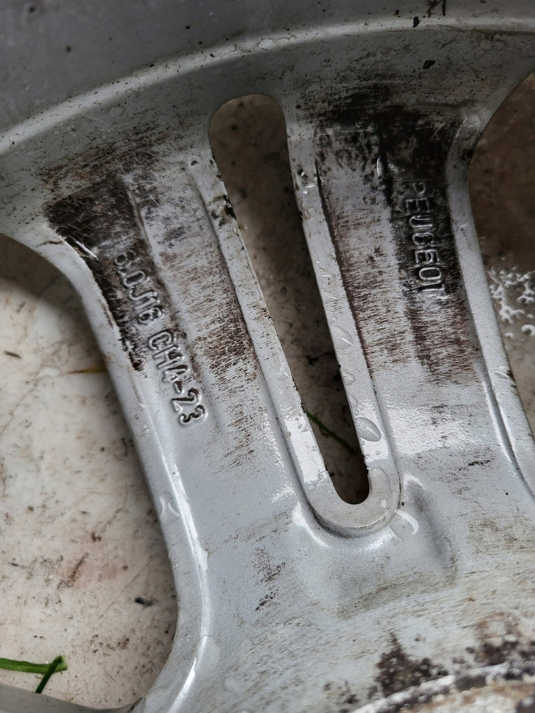 1x Alufelge 16 Zoll 6.0" 4x108 23ET Glanz Grau 9673773677 96737736 Peugeot