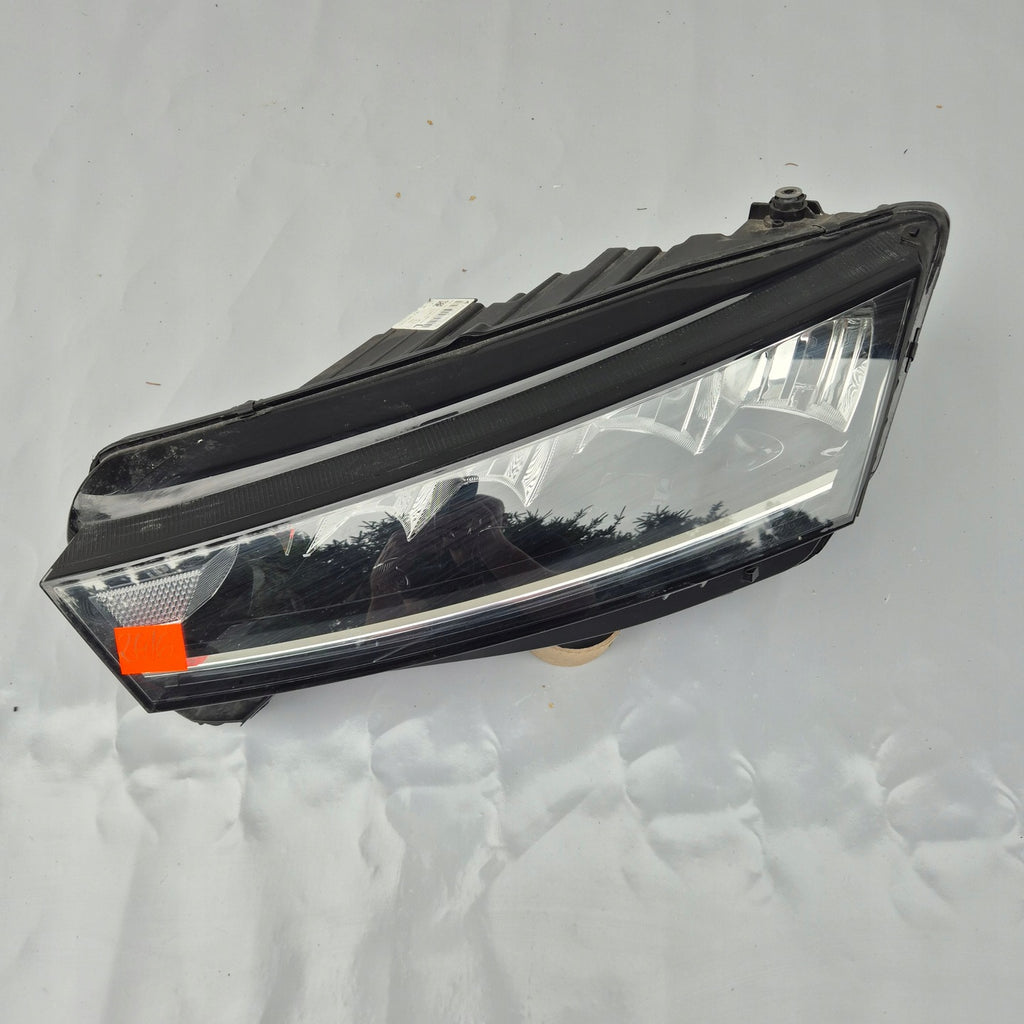 Frontscheinwerfer Skoda Octavia 5E4941015 LED Links Scheinwerfer Headlight SCH9904279818oe