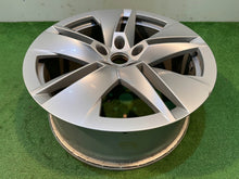 Load image into Gallery viewer, 1x Alufelge 19 Zoll 8.0" 5x112 45ET 5LA601025B Skoda Enyaq Rim Wheel FEL9255618397aj