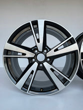 Load image into Gallery viewer, 1x Alufelge 18 Zoll 8.0&quot; 5x112 46ET Glanz Silber 8Y0601025N Audi A3 Mg Rim Wheel