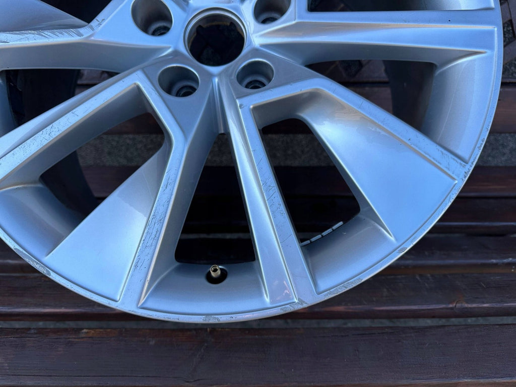 1x Alufelge 18 Zoll 5x112 5E3601025K Skoda Octavia 5e3 Iv Rim Wheel FEL1427051564rq