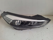 Laden Sie das Bild in den Galerie-Viewer, Frontscheinwerfer Hyundai Tucson 92102D7100 Rechts Scheinwerfer Headlight SCH9670341341eg