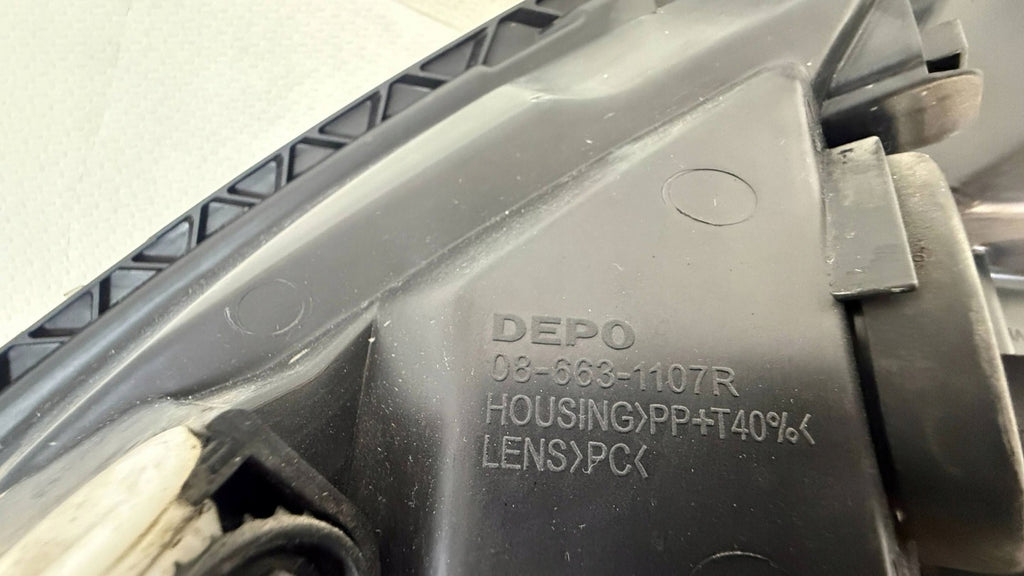 Frontscheinwerfer Iveco Daily I 086631107RGJD Rechts Scheinwerfer Headlight SCH7805962389op