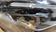 Laden Sie das Bild in den Galerie-Viewer, Frontscheinwerfer Mercedes-Benz A2479062003 Full LED Rechts Headlight SCH8310280869qo