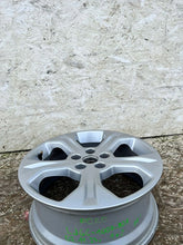 Laden Sie das Bild in den Galerie-Viewer, 1x Alufelge 17 Zoll 7.0" 5x108 50ET Glanz Silber LJ6C-1007-B2A Ford Kuga FEL9751164076bn