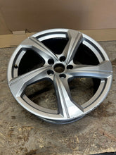 Laden Sie das Bild in den Galerie-Viewer, 1x Alufelge 19 Zoll 8.5" 5x112 40ET Glanz Silber 4K0601025AJ Audi A6 C8 FEL3504824396xs