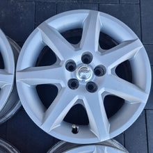 Laden Sie das Bild in den Galerie-Viewer, 4x Alufelge 16 Zoll 6.0" 5x100 45ET Silber Toyota Iii Rim Wheel FEL9441097612co