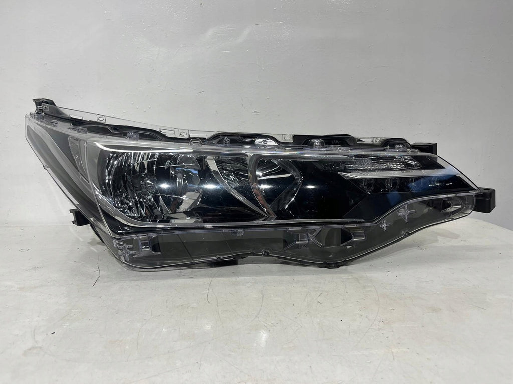 Frontscheinwerfer Toyota Corolla 81130-02L50 LED Rechts Scheinwerfer Headlight SCH6715747190wd