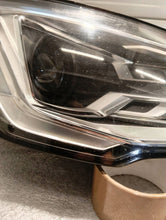 Laden Sie das Bild in den Galerie-Viewer, Frontscheinwerfer Audi A1 8XA941006 Rechts Scheinwerfer Headlight SCH9058223217kd