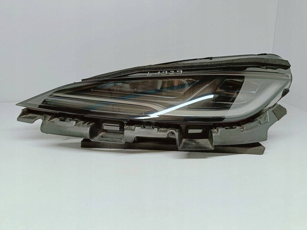 Frontscheinwerfer Mercedes-Benz Model 3 176088800E LA77606L1929 Links Headlight SCH6370582253fs