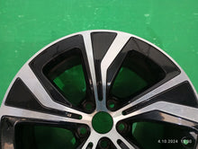 Load image into Gallery viewer, 1x Alufelge 18 Zoll 7.0" 5x112 22ET Glanz Schwarz 6877323 BMW X3 G01 Rim Wheel FEL5656694130ul