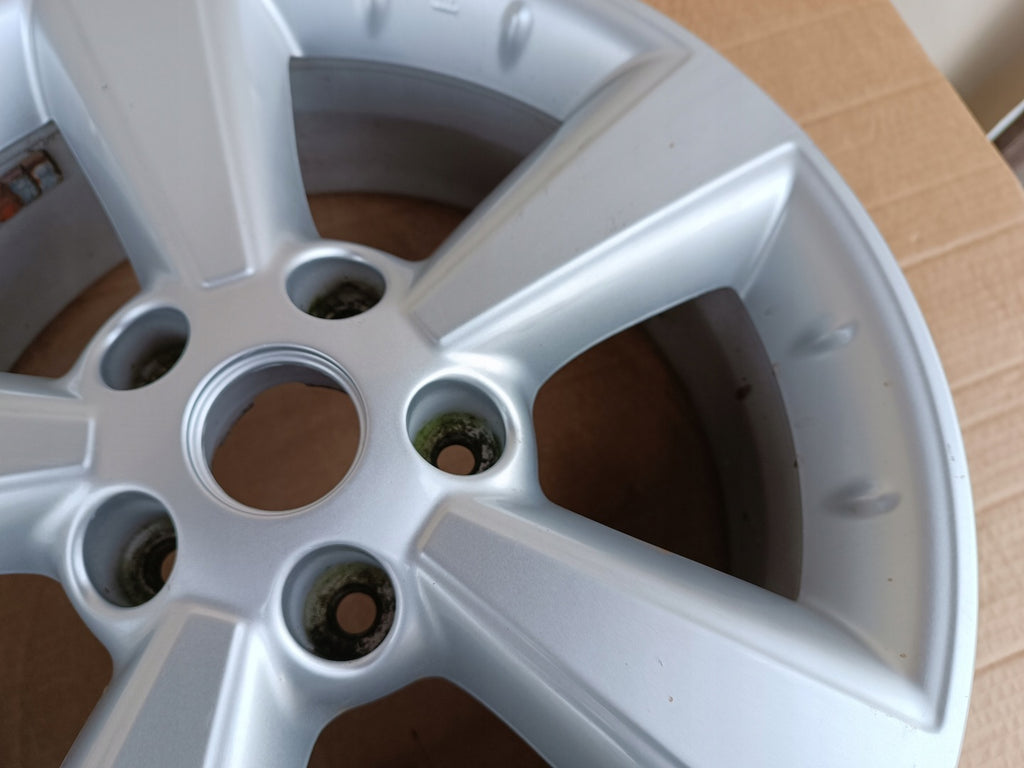 1x Alufelge 17 Zoll 6.5" 5x114.3 40ET Nissan Qashqai J10 Rim Wheel